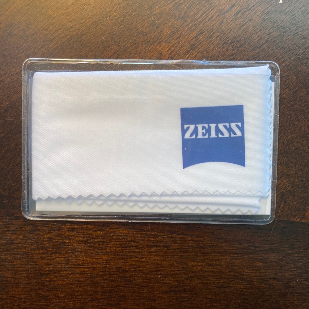2 Zeiss cleaning cloth